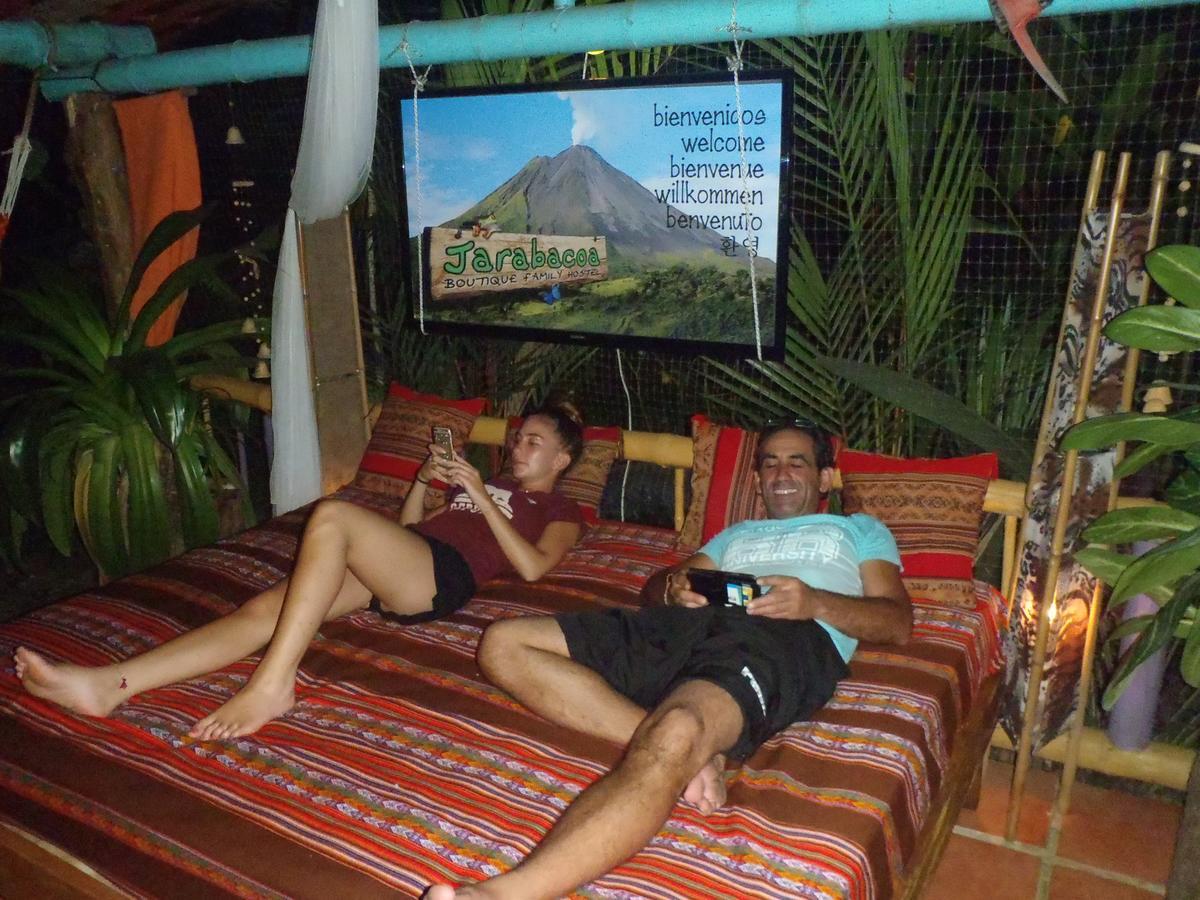 Jarabacoa Family Hostel ロサンゼルス エクステリア 写真
